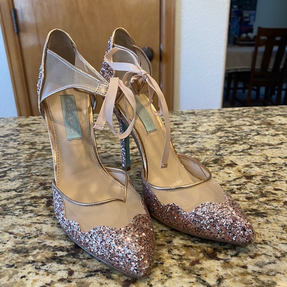 Betsy Johnson heels - Picture 1 of 4